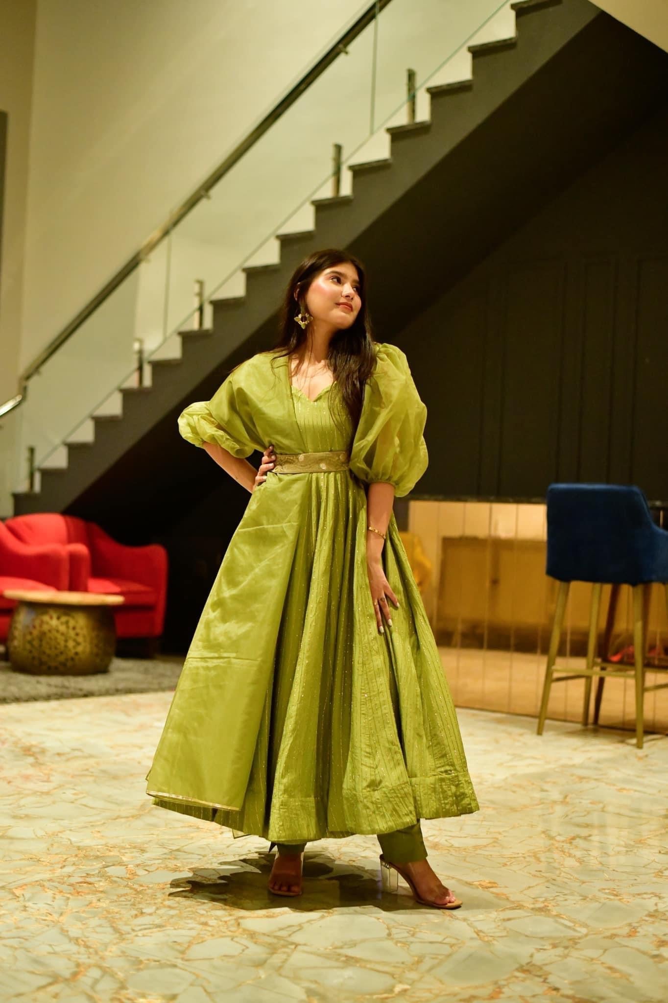 green embroidery silk suit set