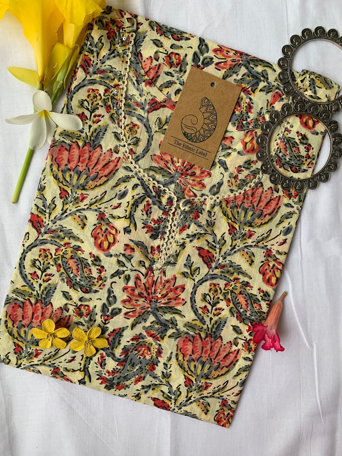 Cream-Red Jaal Hand Block Printed Cotton Kurta - XL